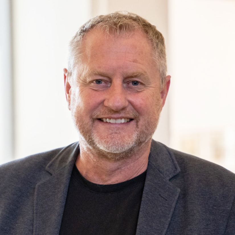Stefan Hencke, Convensis